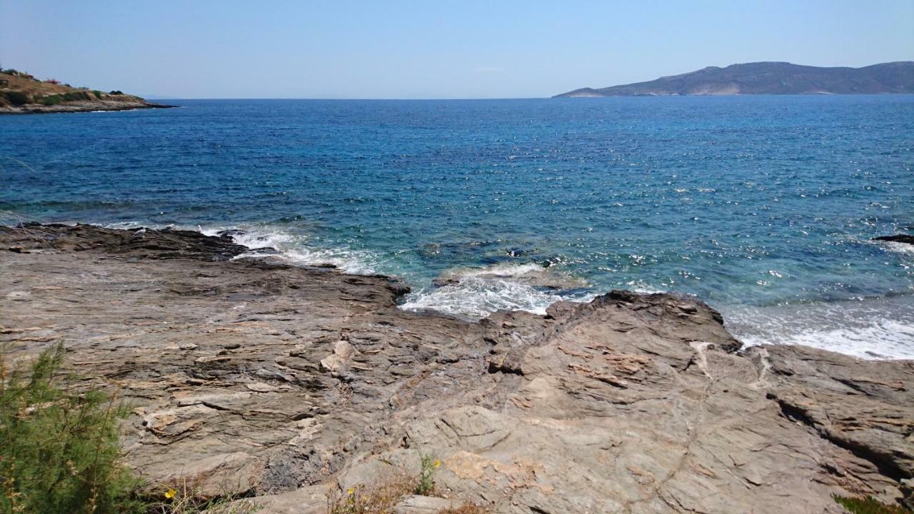 Το Πετρινο Villa Agia Marina Mikrolimanou Exterior photo
